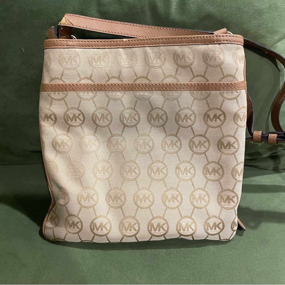 Michael Kors Tan and Brown Crossbody Bag with Signature MK Design - Picture 5 of 11